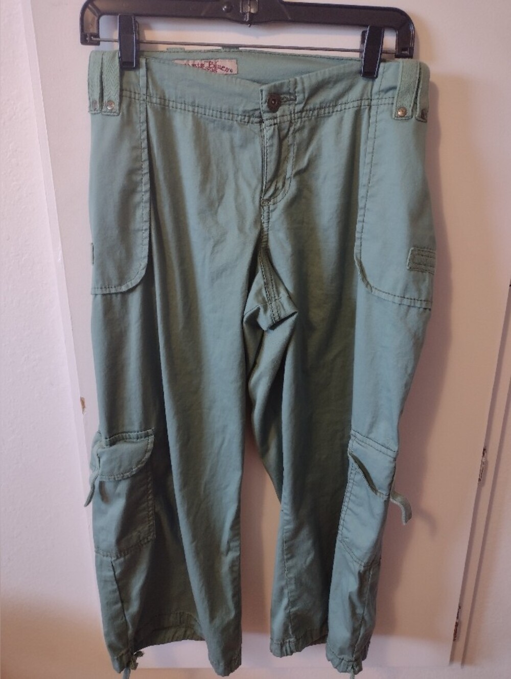 Paris Blues Green Cargo Capris
